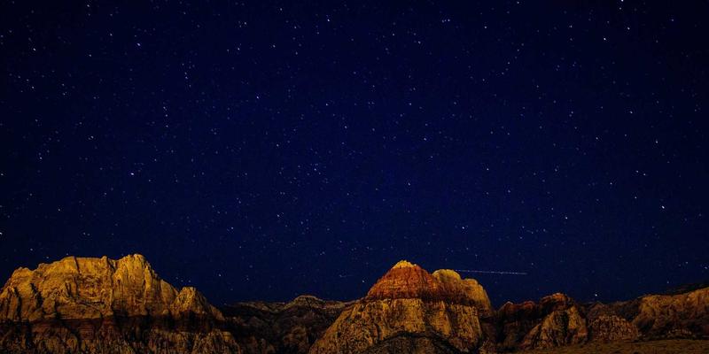 家居用品93：用紫色家居装饰点亮生活美学
