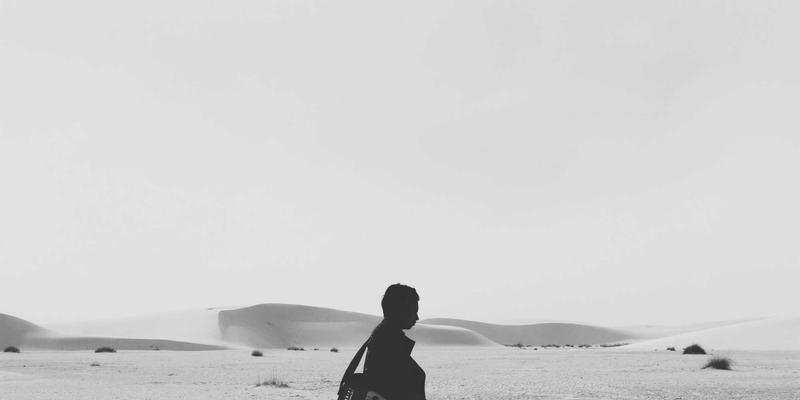 老年人家居适老化改造：安全、便捷与舒适的设计要点，电商平台如何助力选购家居装饰与生活用品