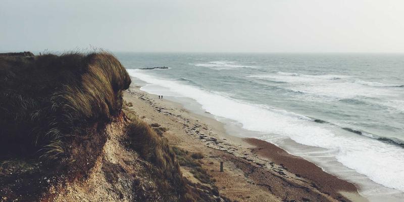 阿杰家装饰品：如何在电商平台挑选与搭配，打造理想家居氛围